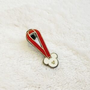 Disney Hidden Mickey Pin